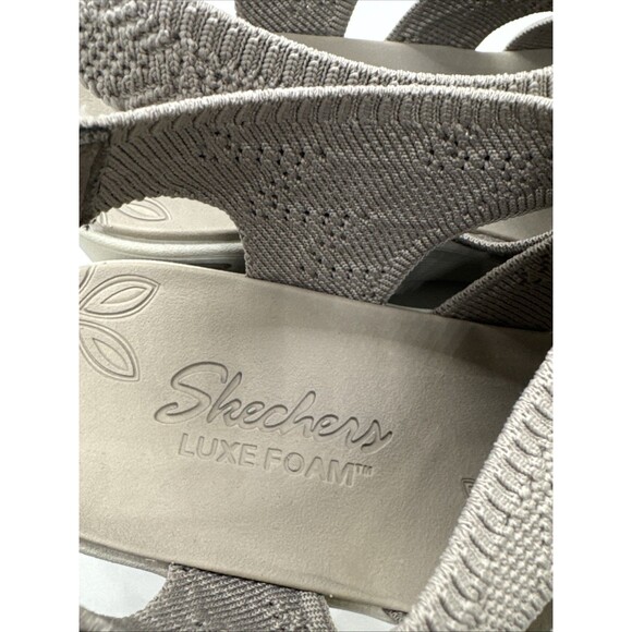 Women’s Skechers Luxe Foam  Vegan Stylish Slip Ons  Size 7 - Picture 5 of 10